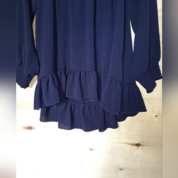 Lily White Blouse - Picture 5 of 9